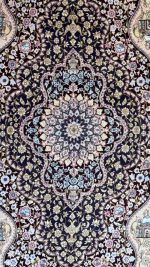 %100 Silk - Image 3